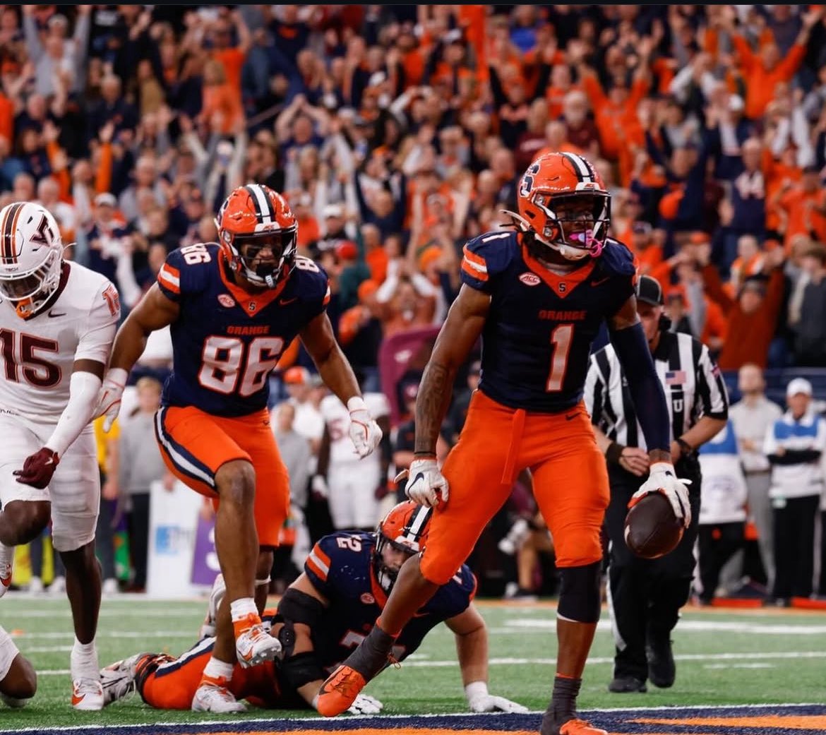 Walter Hudson (@walterhudson_) on Twitter photo I am blessed to receive an offer from Syracuse University!!!
<a href="/CoachDT_Cuse/">Dennis Thomas</a> <a href="/RomanCatholicHC/">Coach Prete</a> <a href="/NextLevelQBs/">Marcus Hammond - NLG (Next Level Greats)</a> <a href="/EdOBrienCFB/">EdOBrienCFB</a> <a href="/PRZVicCastillo/">VicCastilloPRZ</a> <a href="/PaFootballNews/">Pennsylvania Football News</a> I am blessed to receive an offer from Syracuse University!!!
<a href="/CoachDT_Cuse/">Dennis Thomas</a> <a href="/RomanCatholicHC/">Coach Prete</a> <a href="/NextLevelQBs/">Marcus Hammond - NLG (Next Level Greats)</a> <a href="/EdOBrienCFB/">EdOBrienCFB</a> <a href="/PRZVicCastillo/">VicCastilloPRZ</a> <a href="/PaFootballNews/">Pennsylvania Football News</a>