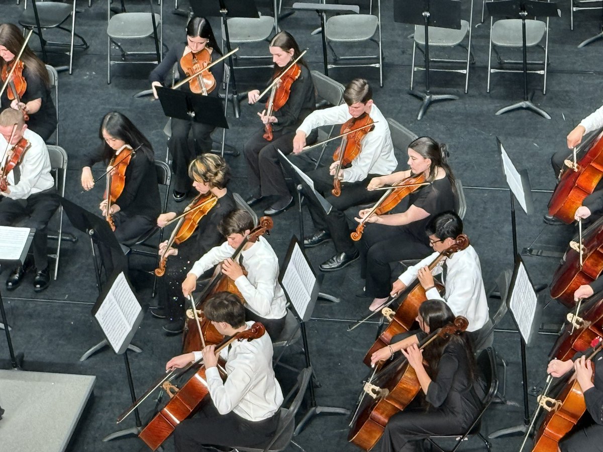 #eiMusic students are outstanding <a href="/eischools/">East Islip UFSD</a>   Tonight we start with honors wind ensemble. Then honors choir and honors symphony orchestra closes the night  #eipride