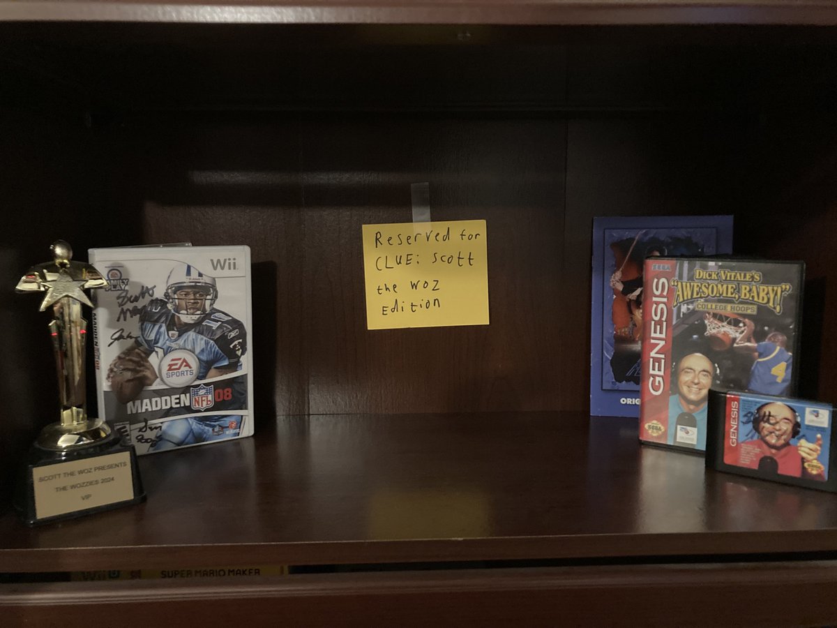 MarkleSnoppy's tweet photo. Because then I’ll finally have something to fill this empty shelf I’ve had for years! https://t.co/0d8c9vg9p0