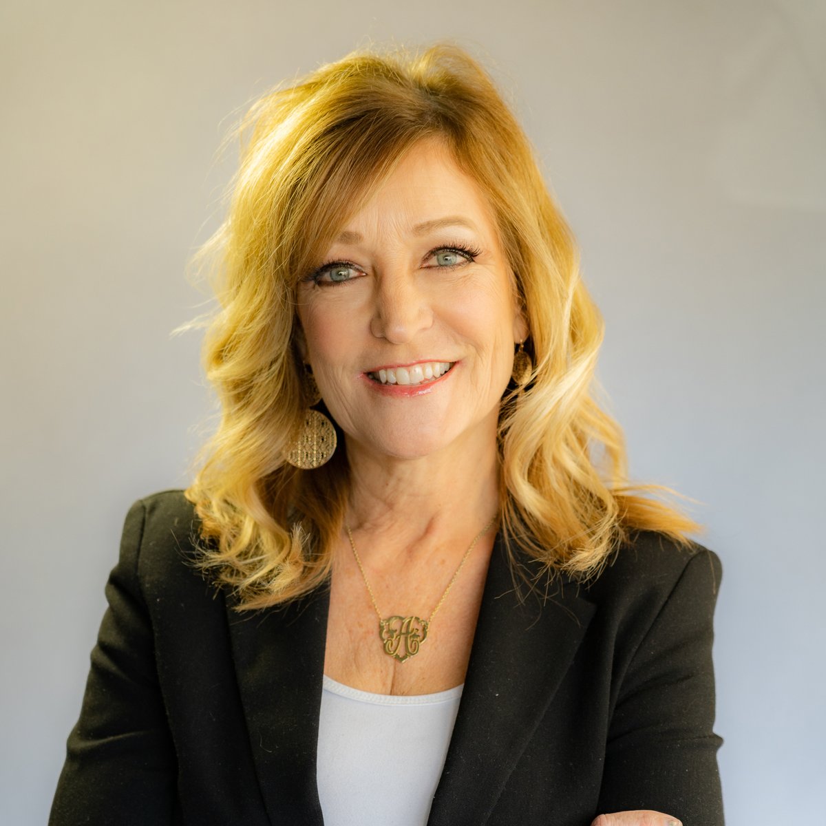 The Answer San Diego FM 96.1 AM 1170 (@theanswerradio) on Twitter photo Andrea Kaye & guests! Trump &South African President, Big Beautiful Bill fight, Ukraine/Russian war, Judicial Insurrection, RFK Jr. & COVID shots, Judge suspension, Jake Tapper apology (?),Clinton 'Death Video! 6:00PDT KCBQ The Answer San Diego FM96.1/AM1170 <a href="/andreakayeshow/">Andrea Kaye</a> Andrea Kaye & guests! Trump &South African President, Big Beautiful Bill fight, Ukraine/Russian war, Judicial Insurrection, RFK Jr. & COVID shots, Judge suspension, Jake Tapper apology (?),Clinton 'Death Video! 6:00PDT KCBQ The Answer San Diego FM96.1/AM1170 <a href="/andreakayeshow/">Andrea Kaye</a>