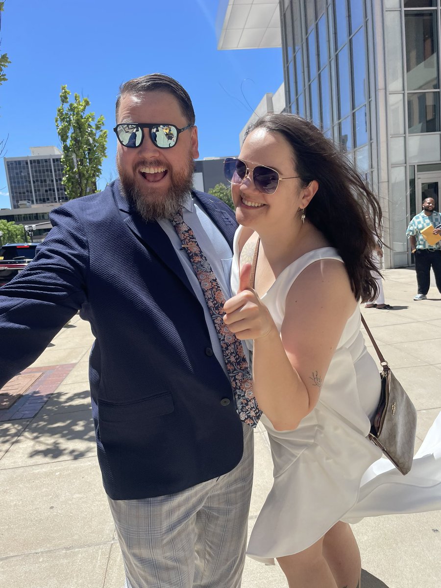 Ehmily  tweet media