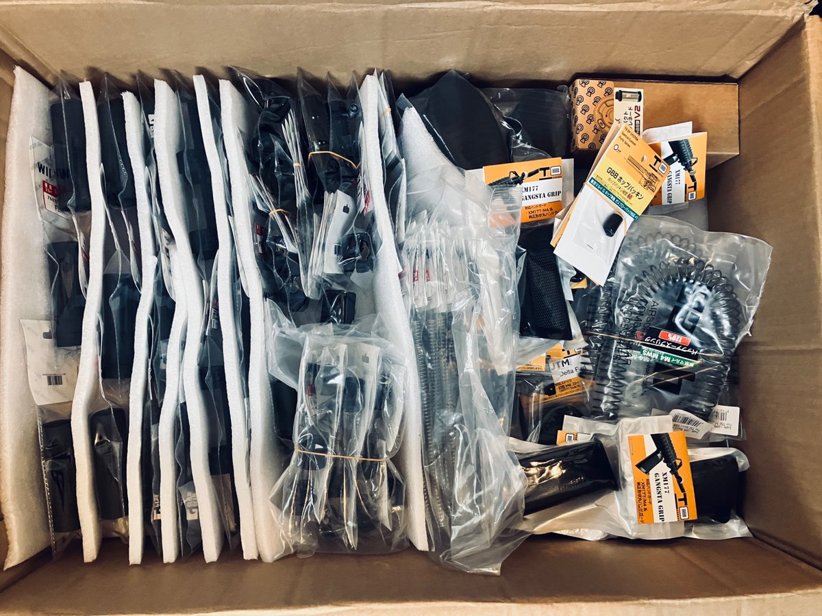 GunPartsPART2C's tweet photo. 本日も色々と入荷しております！
届いた荷物、商品の詰め方が芸術的レベルで綺麗です。感謝。 https://t.co/G1P6ImtXS1