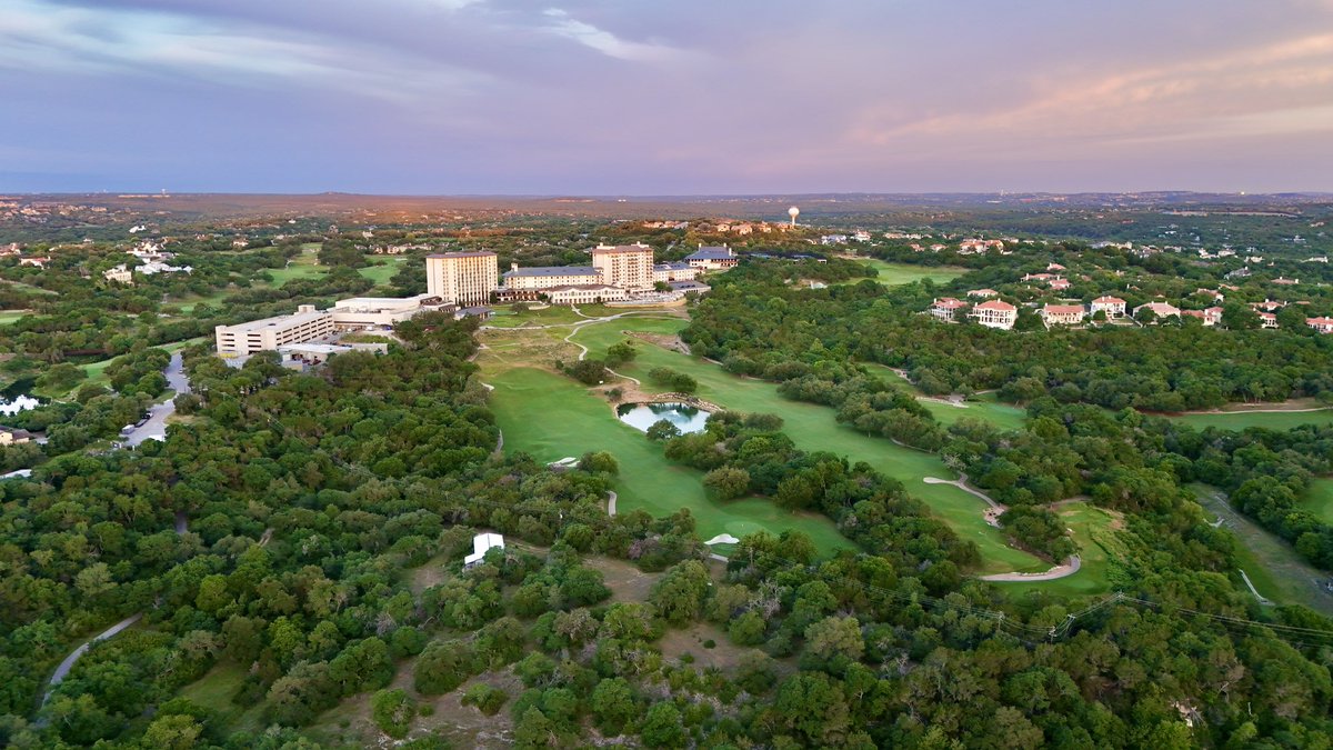 DiscHighLifeTV's tweet photo. Got in a round of #golf today in #austin https://t.co/scGlDvZPG0