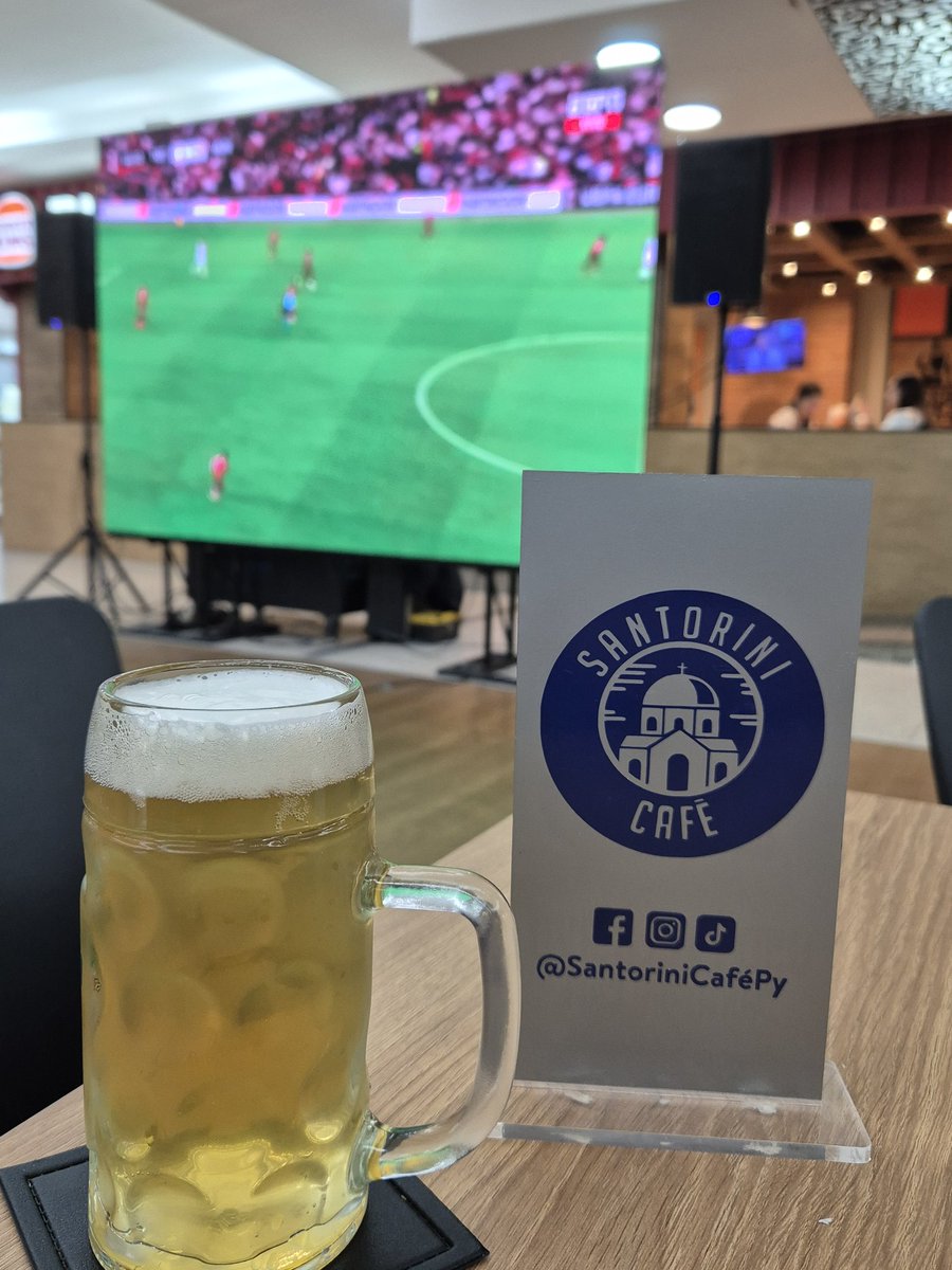 Yo invito el primer Chopp a los Cerristas que vengan a ver el partido Cerro vs. Ameliano hoy. Les espero en Santorini Café (Mall Excelsior nivel 2. Ojo, no es en el patio de comidas, es un piso más abajo).