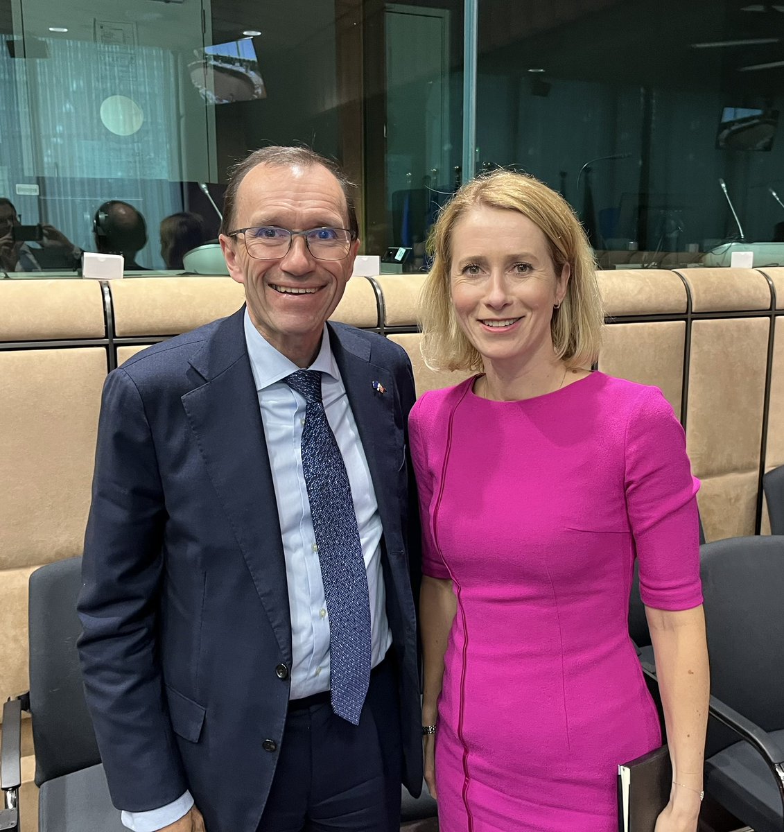 Espen Barth Eide (@espenbartheide) on Twitter photo Good meetings with EUs High Representative for Foreign Affairs and Vice-President of the <a href="/EU_Commission/">European Commission</a> <a href="/kajakallas/">Kaja Kallas</a> in the context of the EEA Council.
The humanitarian catastrophe in #Gaza and the need for immediate action was on top of today’s agenda. Good meetings with EUs High Representative for Foreign Affairs and Vice-President of the <a href="/EU_Commission/">European Commission</a> <a href="/kajakallas/">Kaja Kallas</a> in the context of the EEA Council.
The humanitarian catastrophe in #Gaza and the need for immediate action was on top of today’s agenda.