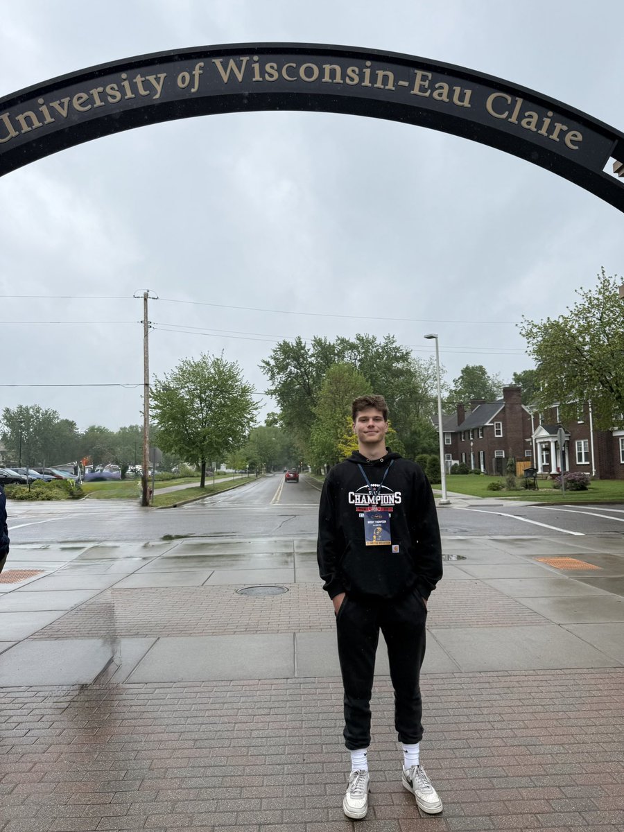 Brody Thompson (@brody178829311) on Twitter photo After a great jr day at UW Eau Claire, and a great conversation with,<a href="/CoachE_Blugolds/">Rob Erickson</a> I am blessed to receive my first offer from UW Eau Claire.
<a href="/elks_recruits/">Elk River HS Football Recruiting</a> <a href="/ElkRiverElksFB/">Elk River Football</a> <a href="/CoachGrayvold/">Brady Grayvold</a> <a href="/OJW_Scouting/">PrepRedzone Oliver</a> After a great jr day at UW Eau Claire, and a great conversation with,<a href="/CoachE_Blugolds/">Rob Erickson</a> I am blessed to receive my first offer from UW Eau Claire.
<a href="/elks_recruits/">Elk River HS Football Recruiting</a> <a href="/ElkRiverElksFB/">Elk River Football</a> <a href="/CoachGrayvold/">Brady Grayvold</a> <a href="/OJW_Scouting/">PrepRedzone Oliver</a>