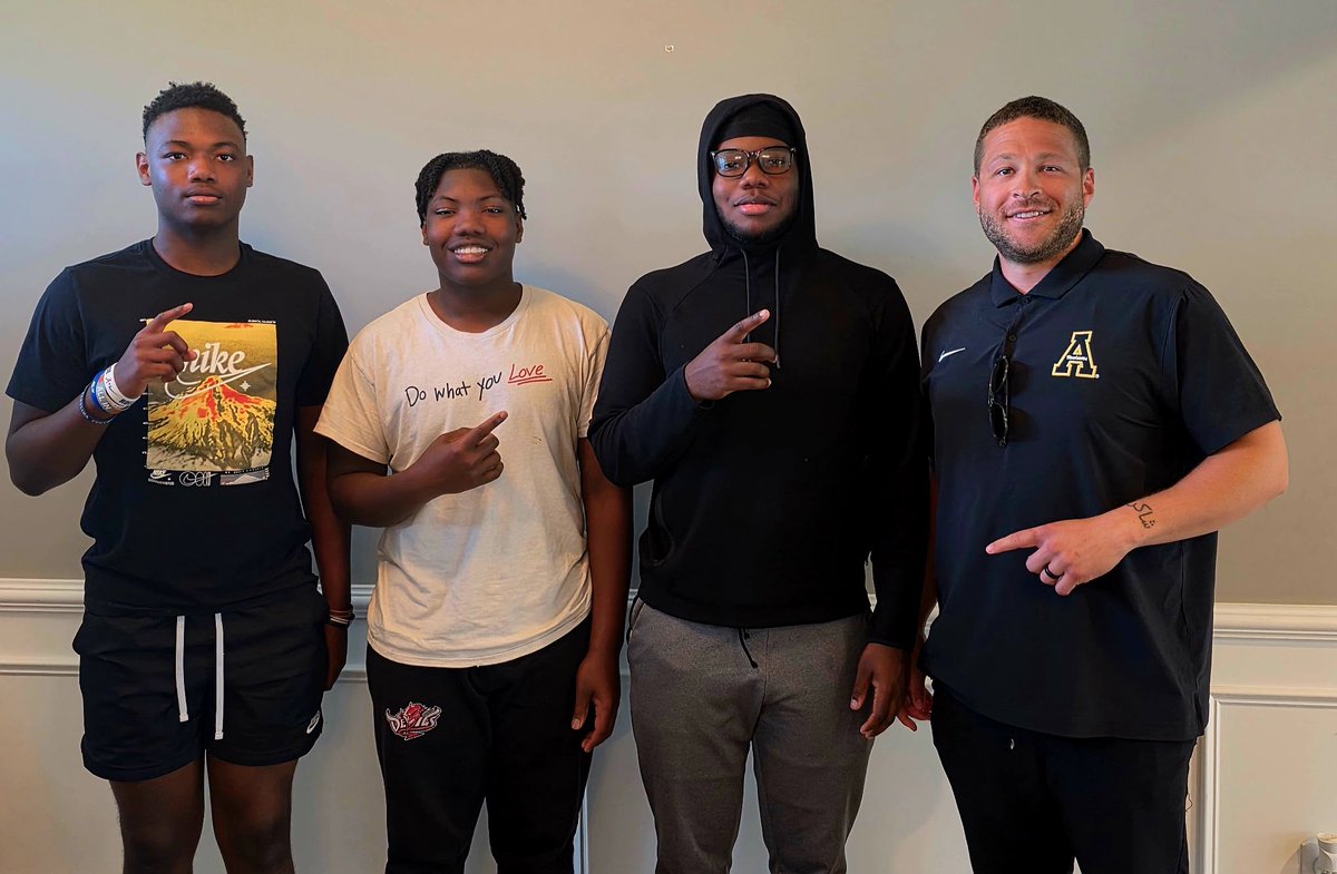 Tristan Lyles (@tristanlyles1) on Twitter photo Appreciate <a href="/Coach_Shak/">Anthony Shakir</a> coming to the house today and spending some time with me and the family! 💯
#muchappreciated <a href="/AppState_FB/">App State Football</a> <a href="/Dowell_Loggains/">Dowell Loggains</a> <a href="/CoachDjSmith/">DJ Smith</a>
<a href="/ChadSimmons_/">ChadSimmons</a> <a href="/TomLoy247/">Tom Loy</a>
<a href="/MohrRecruiting/">Brian Mohr</a> <a href="/adamgorney/">Adam Gorney</a>
<a href="/samspiegs/">Sam Spiegelman</a> <a href="/CClemente247/">Christian Clemente</a>
<a href="/ColePinkston/">Cole Pinkston</a> <a href="/CalebJ_Rivals/">Caleb Jones</a> Appreciate <a href="/Coach_Shak/">Anthony Shakir</a> coming to the house today and spending some time with me and the family! 💯
#muchappreciated <a href="/AppState_FB/">App State Football</a> <a href="/Dowell_Loggains/">Dowell Loggains</a> <a href="/CoachDjSmith/">DJ Smith</a>
<a href="/ChadSimmons_/">ChadSimmons</a> <a href="/TomLoy247/">Tom Loy</a>
<a href="/MohrRecruiting/">Brian Mohr</a> <a href="/adamgorney/">Adam Gorney</a>
<a href="/samspiegs/">Sam Spiegelman</a> <a href="/CClemente247/">Christian Clemente</a>
<a href="/ColePinkston/">Cole Pinkston</a> <a href="/CalebJ_Rivals/">Caleb Jones</a>