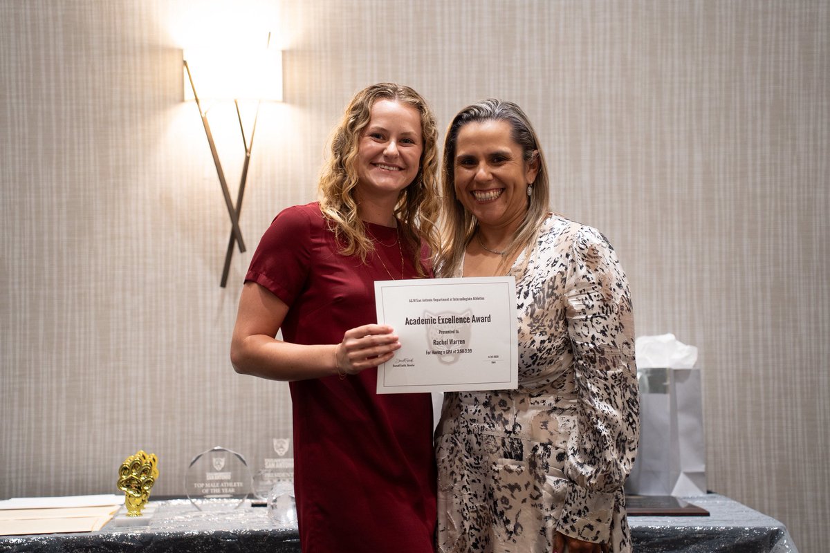Darnell Smith - Athletics Director (@jaguaradsmith) on Twitter photo Congratulations to our <a href="/TamusaSoftball/">TAMUSA Softball</a> center fielder, #11 Rachel Warren! Rachel graduated with a degree in Kinesiology. #AcademicExcellence 🐾🐆 🥹🙌🏾👏🏾👏🏾#pawsup #BuildingChampions Congratulations to our <a href="/TamusaSoftball/">TAMUSA Softball</a> center fielder, #11 Rachel Warren! Rachel graduated with a degree in Kinesiology. #AcademicExcellence 🐾🐆 🥹🙌🏾👏🏾👏🏾#pawsup #BuildingChampions