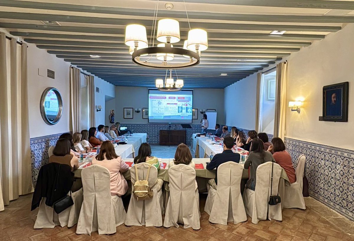 Bolívar Díaz Jordán (@bolivardiaz_hem) on Twitter photo Felices de colgar por segunda ocasión el cartel de lleno en este II Workshop multidisciplinar sobre #hemofilia no grave en #CLM con el apoyo de <a href="/CSLBehring/">CSL Behring</a> los esperamos en el próximo! <a href="/SETH__Oficial/">SETH Trombosis y Hemostasia</a> <a href="/sehh_es/">@sehh_es</a> <a href="/SEHHJoven/">SEHH Joven</a> <a href="/fedhemo/">FEDHEMO - Hemofilia</a> <a href="/isth/">ISTH</a> <a href="/scmHematologia/">Sociedad CLM de Hematología y Hemoterapia</a> <a href="/HospitalUnivVP/">Hospital Universitario de Valdepeñas</a> Felices de colgar por segunda ocasión el cartel de lleno en este II Workshop multidisciplinar sobre #hemofilia no grave en #CLM con el apoyo de <a href="/CSLBehring/">CSL Behring</a> los esperamos en el próximo! <a href="/SETH__Oficial/">SETH Trombosis y Hemostasia</a> <a href="/sehh_es/">@sehh_es</a> <a href="/SEHHJoven/">SEHH Joven</a> <a href="/fedhemo/">FEDHEMO - Hemofilia</a> <a href="/isth/">ISTH</a> <a href="/scmHematologia/">Sociedad CLM de Hematología y Hemoterapia</a> <a href="/HospitalUnivVP/">Hospital Universitario de Valdepeñas</a>