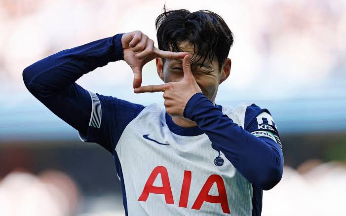 Amantedofute's tweet photo. DEMOROU MAS ACONTECEU. Heung-Min Son conquista seu primeiro TÍTULO NA CARREIRA e com o Tottenham.

LENDA DO TIME LONDRINO!! 🏆 https://t.co/TfkFolpbxx