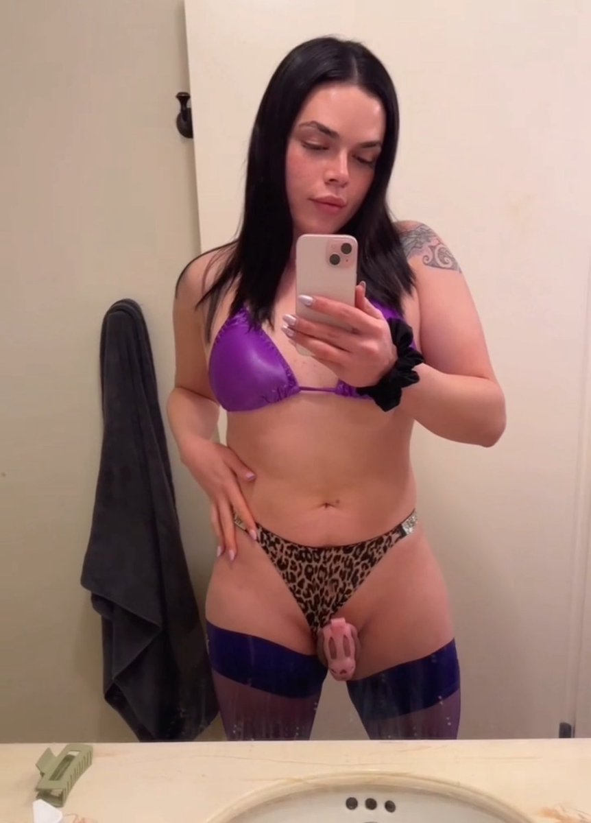 Can I be your sissy slut? 🎀🥵💖 onlyfans.com/theladynylon