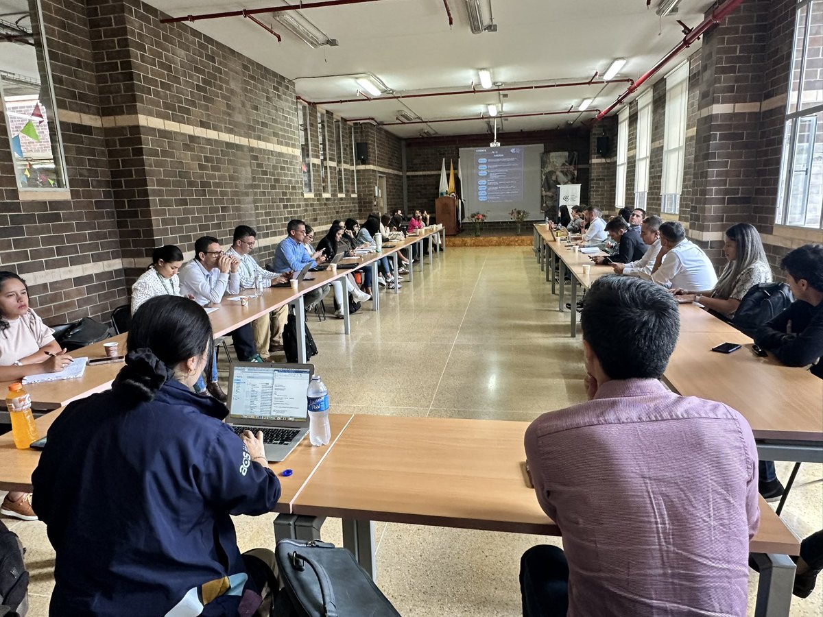 Hacemos parte de la Junta Asesora de Comité Universidad Estado Empresa Sociedad CUEES. Ponemos a disposición el conocimiento y experticia técnica para aportar a temas como #DesarrolloTerritorial #CTI #EconomiaCircular #Turismo