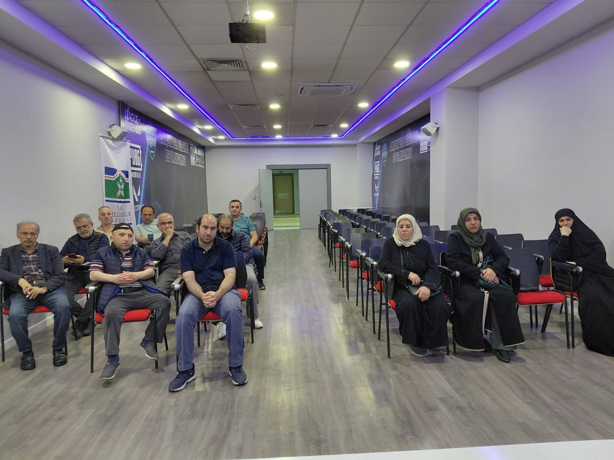 AK Parti Bahçelievler Bağlar Mahallesi olarak belediye başkan yardımcımız Sayın Ayhan Kalkan'ın katılımıyla haftalık olağan toplantımızı mahalle başkanı Gökhan gönültaş'ın riyasetinde gerçekleştirdik toplantınız ve alınan kararlar hayırlara vesile olsun🤲