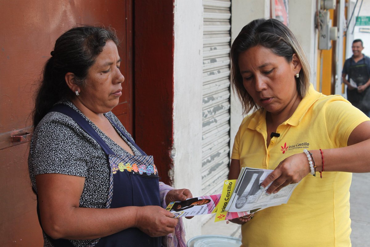 ¡Qué gusto fue estar en Zacapoaxtla en su día de tianguis y también en Zaragoza! Tuve la oportunidad de platicar con los locatarios sobre las próximas elecciones y me sorprende que muchos no estén enterados en la forma de como votar, explicando cómo participar este 1° de junio