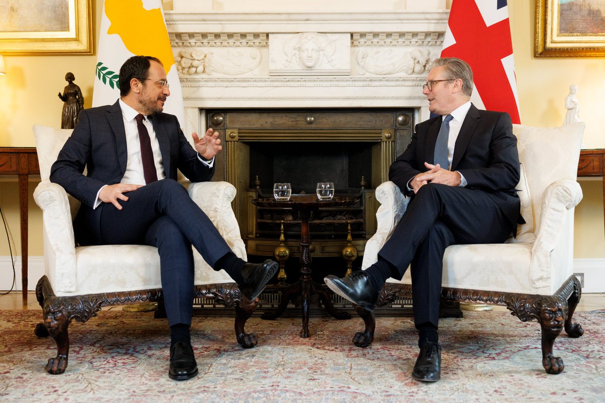 Welcome to Downing Street, President <a href="/Christodulides/">NikosChristodoulides</a> 🇬🇧🇨🇾

We will continue our work together to deliver national and economic security for people in both our countries.