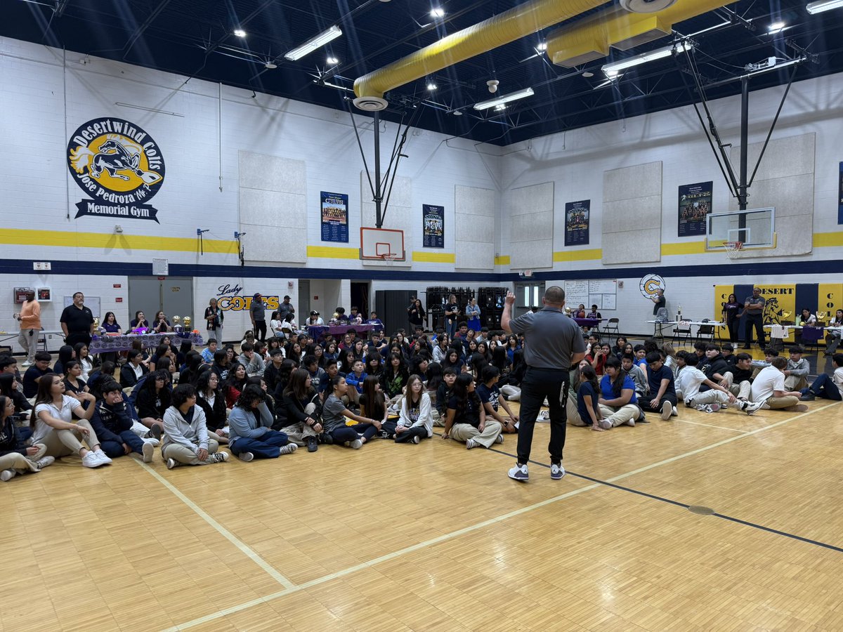 Eastlake Track and Field (@ehstrack_) on Twitter photo A great day for our program today. Our athletes recruited kids from Desert Wind, Eastlake Middle, and Ensor Middle to joint our team next year!
<a href="/Eastlake_Middle/">Gabriela Elliott</a> <a href="/EnsorAthletics/">Ensor Athletics</a> <a href="/LCARRILLO_DWS/">Luis Carrillo</a> A great day for our program today. Our athletes recruited kids from Desert Wind, Eastlake Middle, and Ensor Middle to joint our team next year!
<a href="/Eastlake_Middle/">Gabriela Elliott</a> <a href="/EnsorAthletics/">Ensor Athletics</a> <a href="/LCARRILLO_DWS/">Luis Carrillo</a>