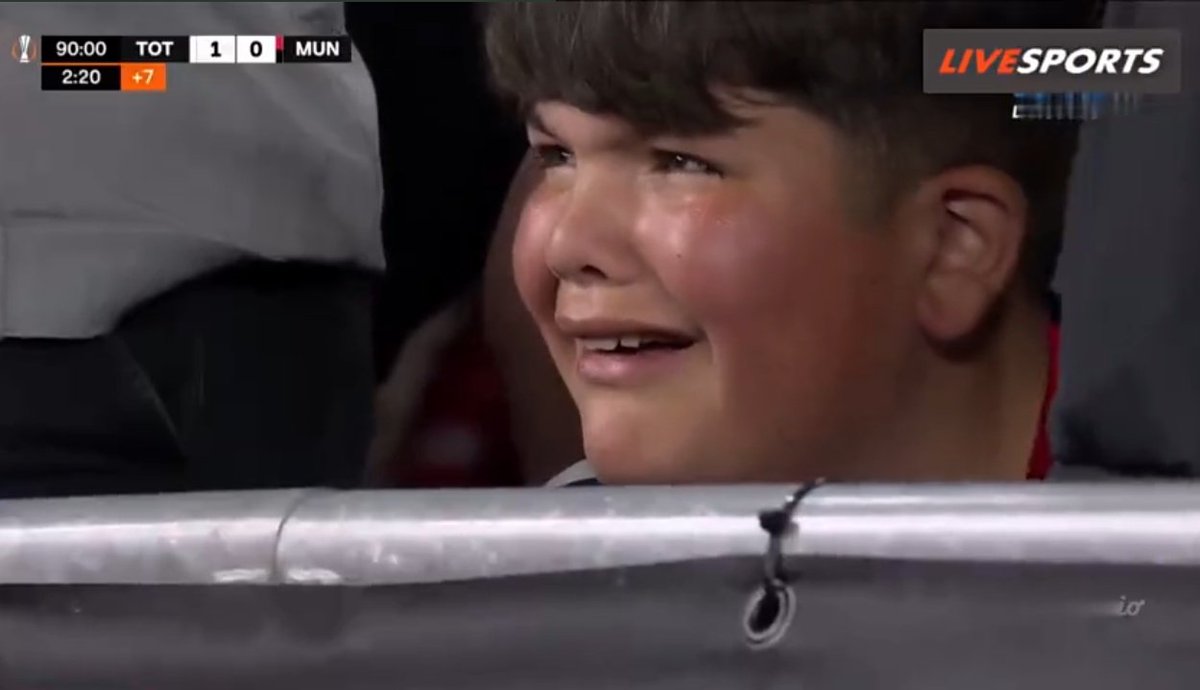 Adrian Power (@apow8) on Twitter photo What a night! What a night!