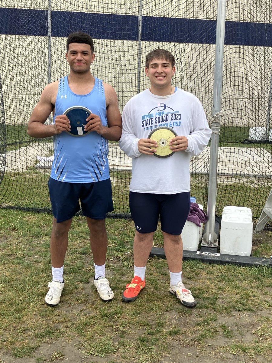 Jayden 1st and Dom 2nd in discuss at IHSA Sectional! State bound!