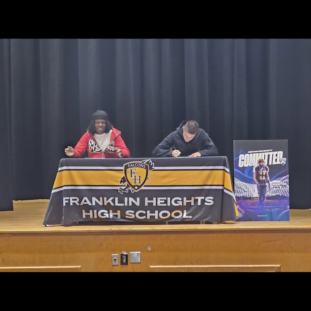 FHHS Football (@fhhs_football) on Twitter photo Congratulations to 2 of our very own on signing to play collegiate football. We are very proud of you both for this major accomplishment!!
Hunter Fike- Kenyon College
<a href="/KenyonFootball/">Kenyon Football</a>
<a href="/HunterFike/">Hunter Fike</a>
Chris Kazola-Wilmington College
<a href="/DubC_Football/">Wilmington Football</a>
<a href="/Chris__Kazola/">Christopher Kazola</a>
#FalconPride Congratulations to 2 of our very own on signing to play collegiate football. We are very proud of you both for this major accomplishment!!
Hunter Fike- Kenyon College
<a href="/KenyonFootball/">Kenyon Football</a>
<a href="/HunterFike/">Hunter Fike</a>
Chris Kazola-Wilmington College
<a href="/DubC_Football/">Wilmington Football</a>
<a href="/Chris__Kazola/">Christopher Kazola</a>
#FalconPride
