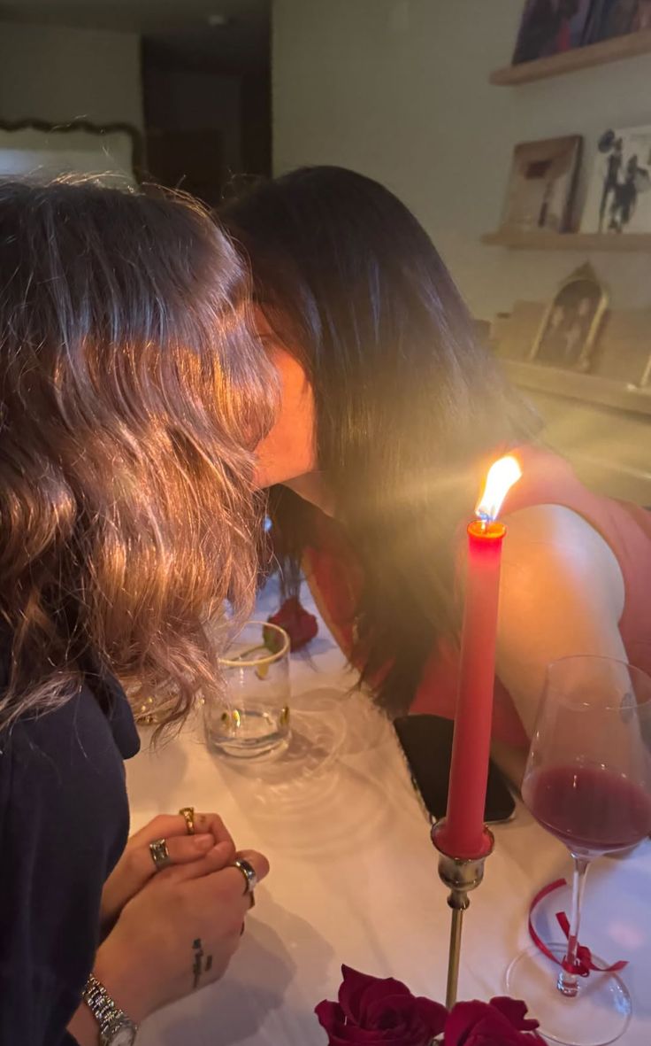 ⚢︎ (@lesbicarj) on Twitter photo 