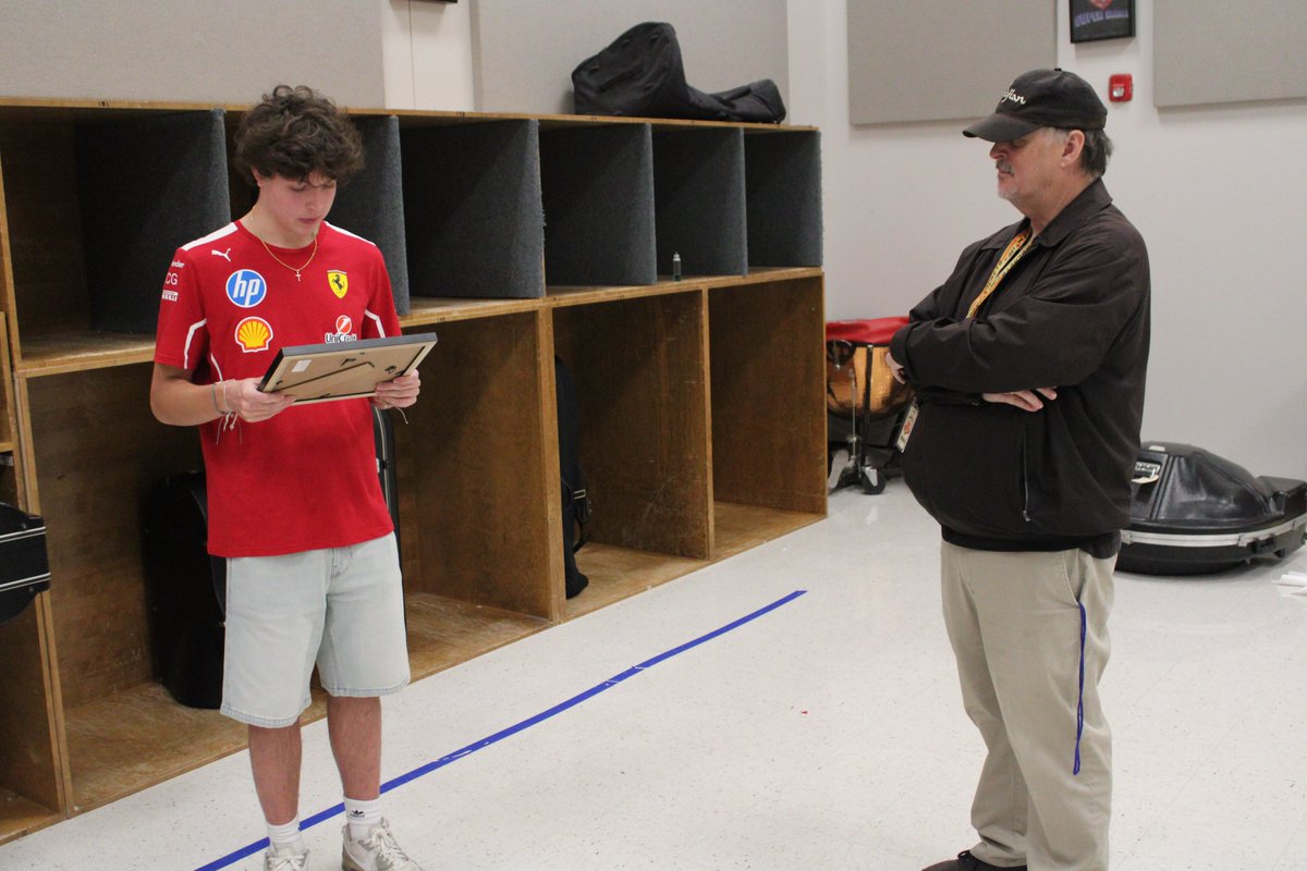 The Class of 2025 had help and support on the road to graduation day.

One of the difference makers for Carsten Zechmann was District Music Coordinator Damon Vela.

Zechmann selected Vela as his @lorenaisdef "Difference Maker" helping him during his journey through LISD.
