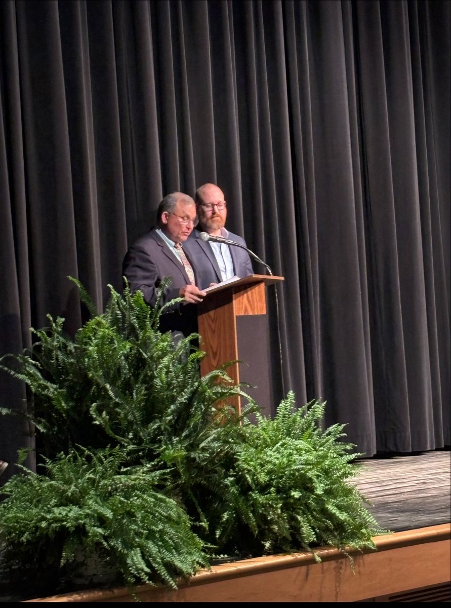 DonegalHS's tweet image. Congratulations to the Class of 2025 senior award recipients. Your hard work, leadership, and dedication have left a lasting mark. Over $54,000 has been awarded in scholarships to DHS students this year!
#SeniorAwardsNight #Classof2025 #2025Graduates