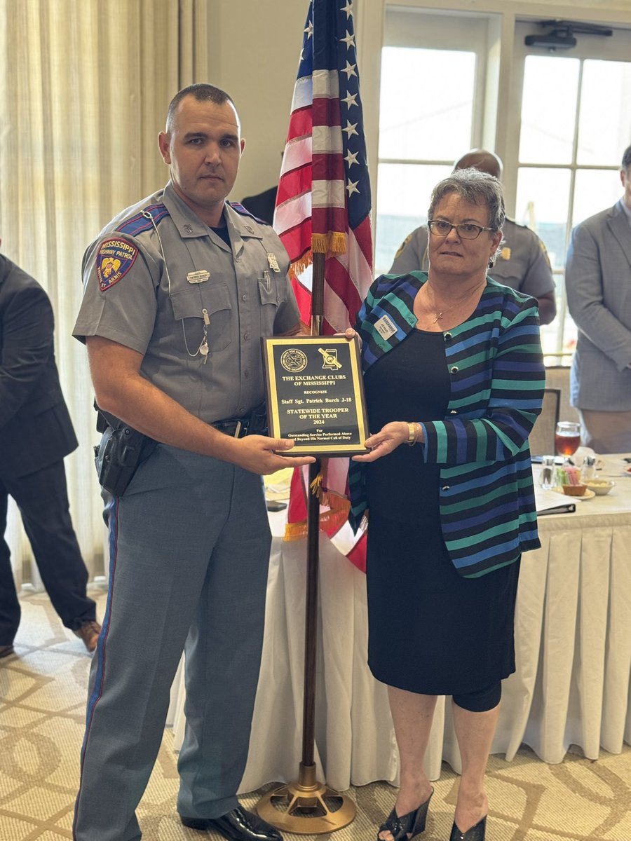 MSHwyPatrol's tweet photo. Congratulations Staff Sgt. Patrick Burch of @MHPTroopJ for being named the 2024 statewide Trooper of the Year.  Outstanding job upholding the MHP motto, #CourtesyServiceSafety . https://t.co/tjtlYh5iwo