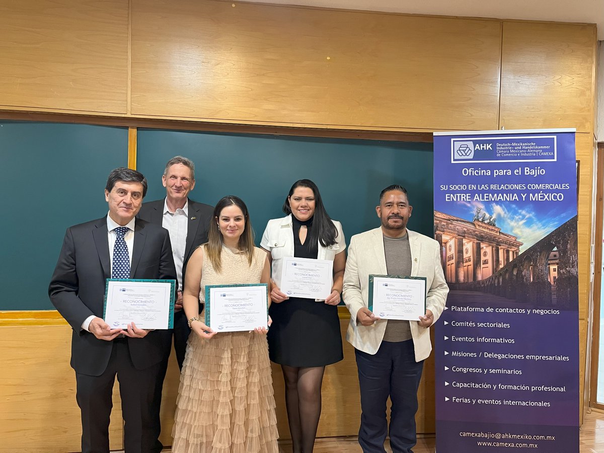 El 13 may celebramos en la UP Aguascalientes la primera sesión del Comité de RH CAMEXA Bajío.

Analizamos la búsqueda, formación y retención de talento industrial junto a Braulio Paredes, Araceli Díaz, Rafael González y Tania Sánchez. 

¡Nos vemos en el siguiente Comité!