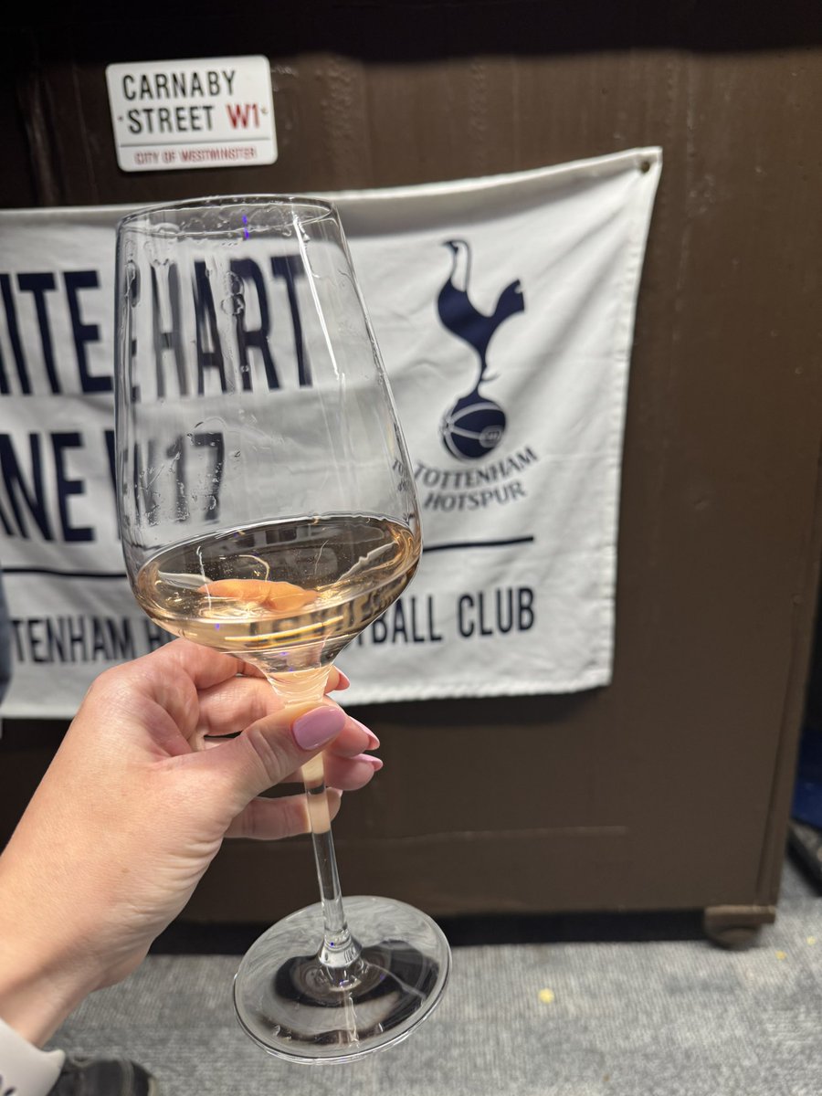 EmmaMac25's tweet image. Glorious. Yids🥳🥳🥳🥳