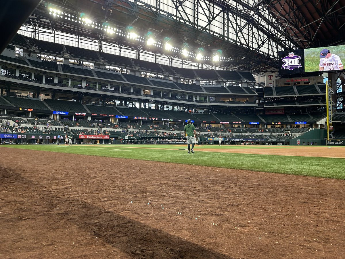 Kam Dyer (@thekamdyer) on Twitter photo We’re underway at the Big 12 Tournament with Baylor playing to keep its season alive against Oklahoma State. We’ll have full coverage from Globe Life Field on <a href="/KWKTFOX44/">KWKT FOX 44</a> at 9.
#Baylor | #SicEm We’re underway at the Big 12 Tournament with Baylor playing to keep its season alive against Oklahoma State. We’ll have full coverage from Globe Life Field on <a href="/KWKTFOX44/">KWKT FOX 44</a> at 9.
#Baylor | #SicEm