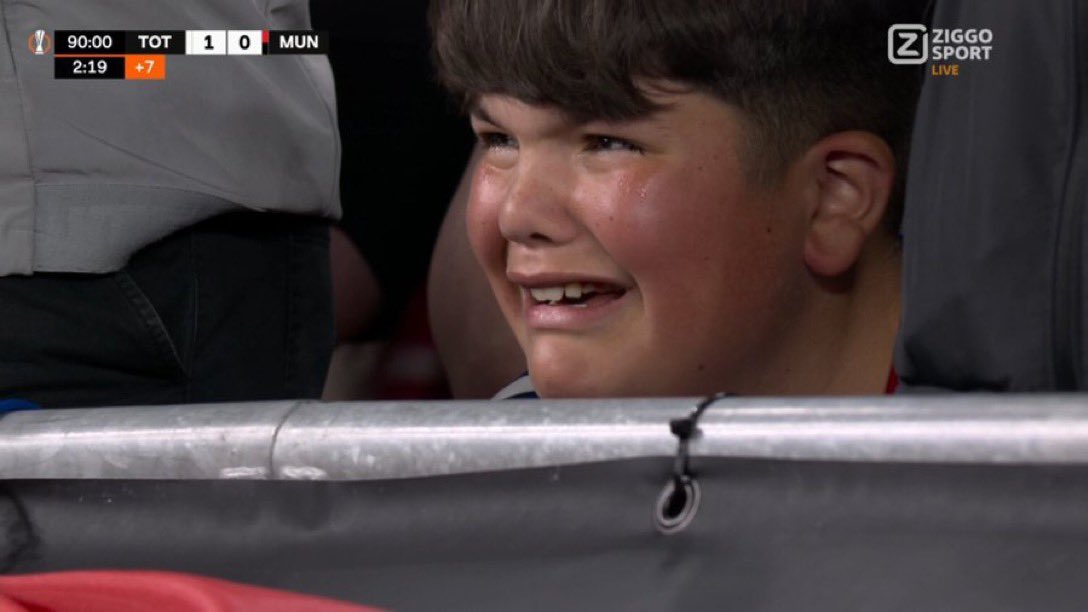Rene CFC (@renezz001) on Twitter photo Man united bad performance this season has handed spurs their first trophy in 17th years... Congratulations Tottenham Hotspur <a href="/SpursOfficial/">Tottenham Hotspur</a> <a href="/EuropaLeague/">UEFA Europa League</a>
#EuropaLeagueFinal #Tottenham #ManUtd Man united bad performance this season has handed spurs their first trophy in 17th years... Congratulations Tottenham Hotspur <a href="/SpursOfficial/">Tottenham Hotspur</a> <a href="/EuropaLeague/">UEFA Europa League</a>
#EuropaLeagueFinal #Tottenham #ManUtd