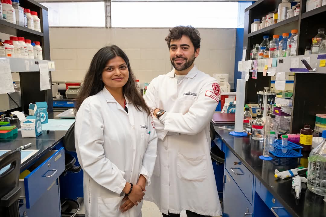🚨 New study #spotlights liquid biopsy as a game-changer in #gynecologic #oncology. Noninvasive, real-time tumor tracking could revolutionize care for over 1.3M #women in the #US Precision medicine isn't the future, it's happening now. Read more: jeccr.biomedcentral.com/articles/10.11…