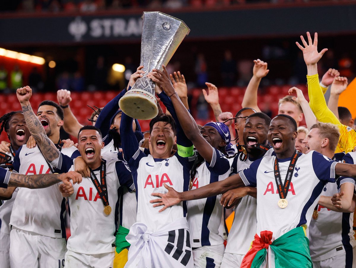 Kobi_baller's tweet photo. Son deserved it all
#UELfinal #FRIENDSOFSPURS
#EuropaLeagueFinal https://t.co/jUOaARz1NB