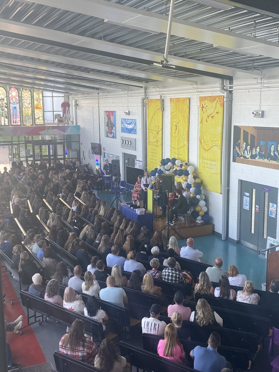 Ms.Ronan tweet media