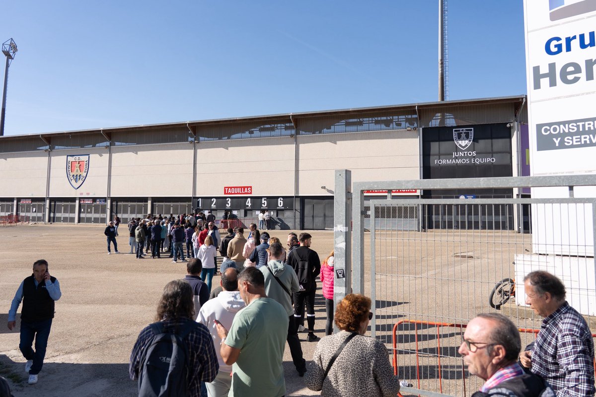 GRADA B pro (@gradabpro) on Twitter photo Es la magia del playoff de 2RFEF.
El <a href="/CDEstepona/">C.D. Estepona</a> lleva más de 1.500 entradas vendidas .
El <a href="/CESabadell/">CE Sabadell 🧅</a> lleva 1.722 entradas vendidas.
Al <a href="/CFTalavera/">CF Talavera de la Reina 💙🏺</a> solo le restan por vender 180 entradas para colgar el NO HAY BILLETES.
El <a href="/cdnumancia/">CD Numancia</a> anuncia que ya no hay entradas en Es la magia del playoff de 2RFEF.
El <a href="/CDEstepona/">C.D. Estepona</a> lleva más de 1.500 entradas vendidas .
El <a href="/CESabadell/">CE Sabadell 🧅</a> lleva 1.722 entradas vendidas.
Al <a href="/CFTalavera/">CF Talavera de la Reina 💙🏺</a> solo le restan por vender 180 entradas para colgar el NO HAY BILLETES.
El <a href="/cdnumancia/">CD Numancia</a> anuncia que ya no hay entradas en