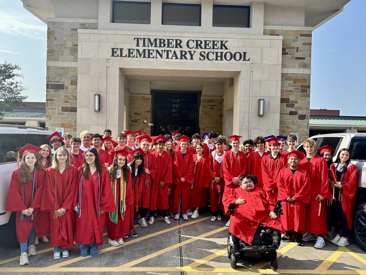 TISDTCES's tweet photo. The TCES Alumni Senior Walk was a momentous occasion! We are extremely proud of these talented young individuals. It was a privilege to recognize their accomplishments and showcase their success to our 5th graders at the 5th promotion ceremony. The future holds great potential! https://t.co/h8yJ0jVygP