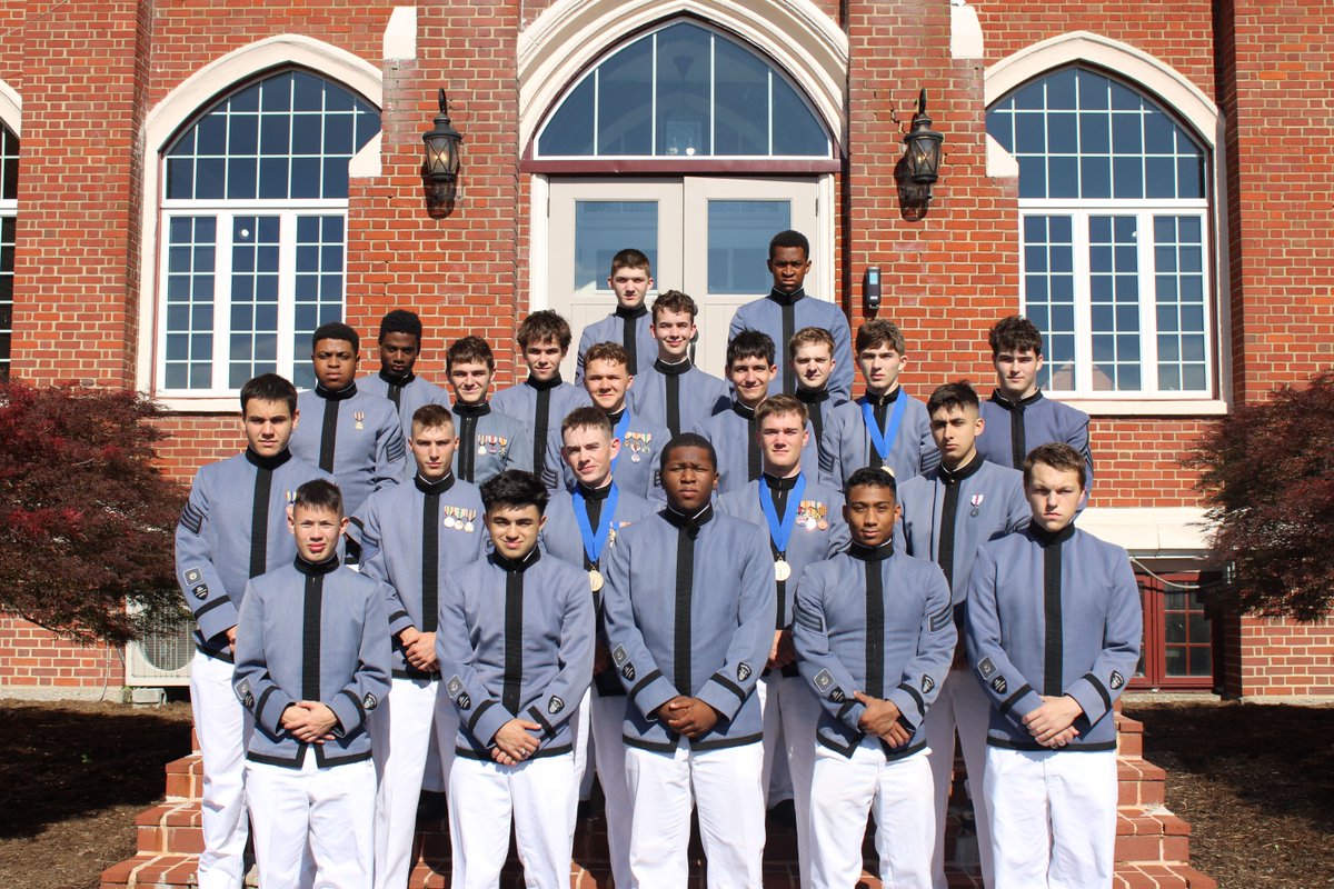 FMS_Caissons's tweet photo. Congratulations to the FMS class of 2025!

#FishburneMilitarySchool
#WeSeeWhatsGreatInYou
#AsWeGoOnWeRemember https://t.co/m6lxurF8jj