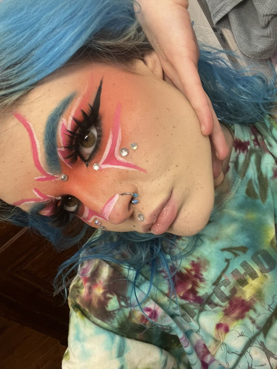 GEMBALAYA🍖 tweet media