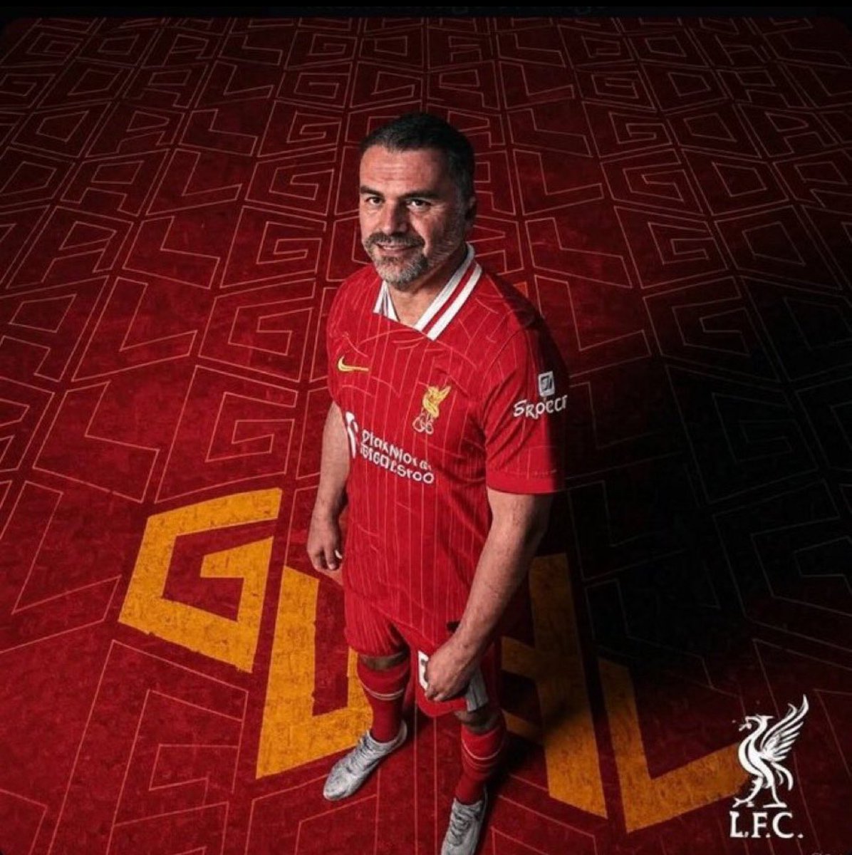 Big Ange is a red deep down #ynwa 🤣🤣🤣🤣🤣🤣🤣🤣