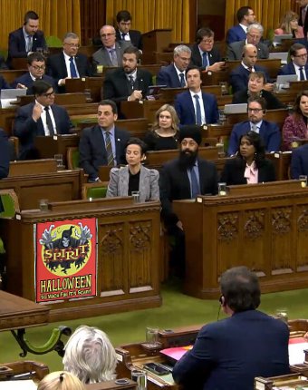 Isuckatpicking's tweet photo. When Parliament resumes. #PierrePoilievre #NoPP https://t.co/CLi8hxTa9E