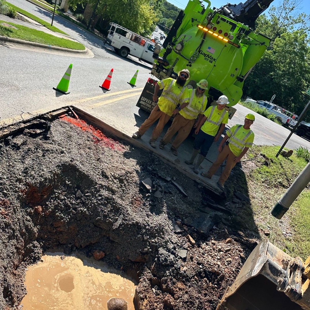 ⚠ NOTICE: Due to a water main break at Old Wire Rd. and N Acadiana Ct. on Wednesday, May 21, nearby residents might experience low water pressure — or no water — as crews perform an emergency excavation to make repairs, which are anticipated to be completed around 8:30 p.m.
