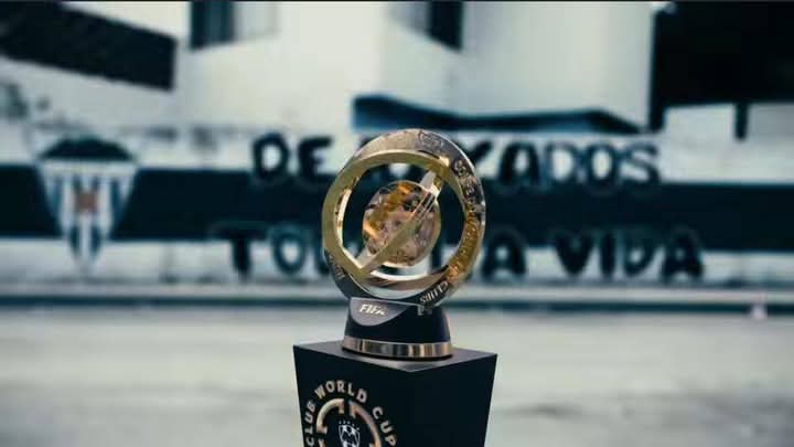 angelrequenes's tweet photo. La copa ya estuvo en casa. 🏆 

MTY LADRON DE MI CEREBRO 

#RealitoEsDeRayados #LaAdiccion #HinchaMundialista https://t.co/LR4gsE2cTk