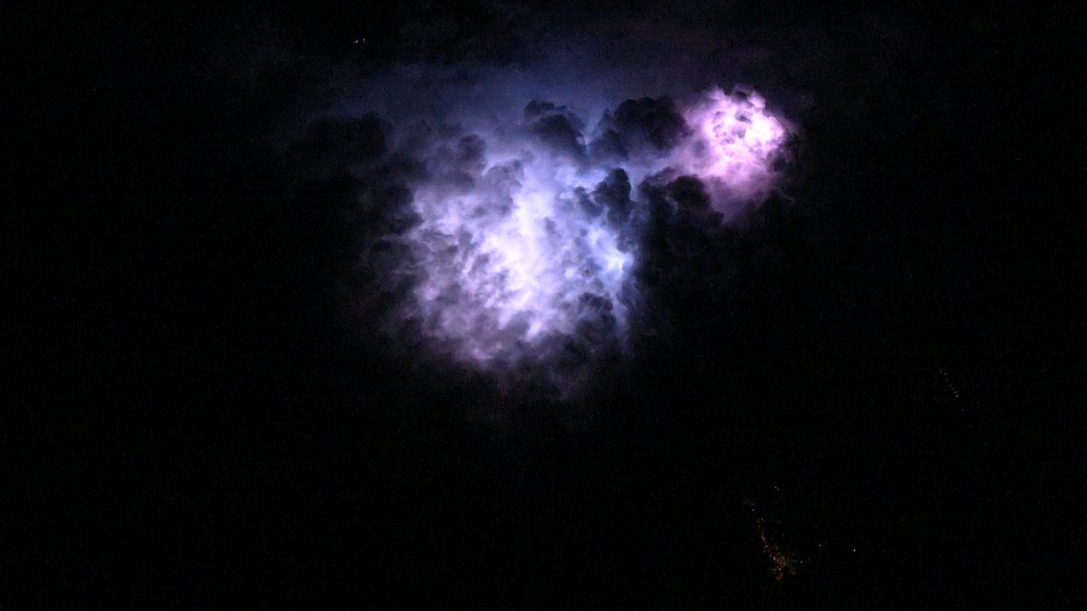 AstroAnnimal's tweet photo. This is what lightning looks like from the top down, all taken in the Alabama and Georgia regions. @astro_Pettit  developed this photo technique, which was further practiced and passed on to me by my crewmate @Astro_Ayers.

The photos are taken at 120 frames per second, and the flashes you see only last one frame. Fast and furious, but also an incredible sight!
