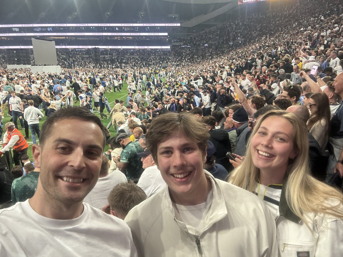 Wish you’d been here to see this one El. Six years ago it wasn’t our night - and I felt bad for making you support a club that never wins! But Annie was wearing your shirt tonight mate, and when the whistle blew I know you were celebrating with us. Thank you Spurs ❤️