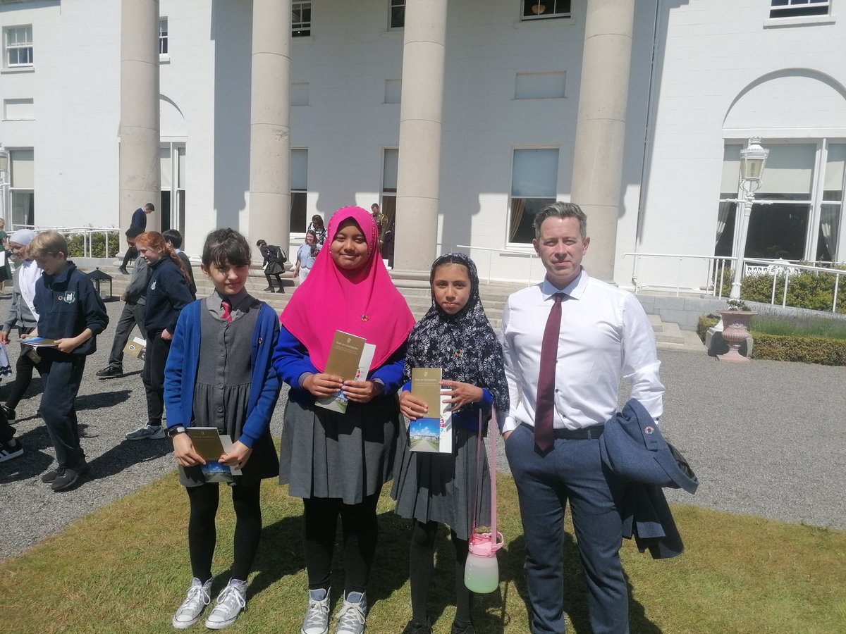 St Fiacc's NS (@stfiaccs) on Twitter photo Mr Keogh, Akifa, Sumaya and Elena enjoyed a trip to Aras an Uachtaran to view their 1 minute video celebrating global citizenship in the presence of President Higgins and his wife Sabina. A memorable day indeed <a href="/GlobalCitzSch/">Global Citizenship Schools</a> Mr Keogh, Akifa, Sumaya and Elena enjoyed a trip to Aras an Uachtaran to view their 1 minute video celebrating global citizenship in the presence of President Higgins and his wife Sabina. A memorable day indeed <a href="/GlobalCitzSch/">Global Citizenship Schools</a>