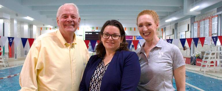 YMCA of Greater Monmouth County (@ymcagmc) on Twitter photo Read about why the <a href="/redbankclassic/">Red Bank Classic</a> 5K & Kids Fun Run on June 14 is more than just crossing the finish line. "It’s a vibrant celebration of health, community & giving back." 👏Thanks for capturing the goodness @TAPinto Red Bank, <a href="/RiverCenter/">Red Bank RiverCenter</a> & <a href="/ATeamSoars/">Andrea Plaza, LLC</a>!
tapinto.net/towns/red-bank… Read about why the <a href="/redbankclassic/">Red Bank Classic</a> 5K & Kids Fun Run on June 14 is more than just crossing the finish line. "It’s a vibrant celebration of health, community & giving back." 👏Thanks for capturing the goodness @TAPinto Red Bank, <a href="/RiverCenter/">Red Bank RiverCenter</a> & <a href="/ATeamSoars/">Andrea Plaza, LLC</a>!
tapinto.net/towns/red-bank…