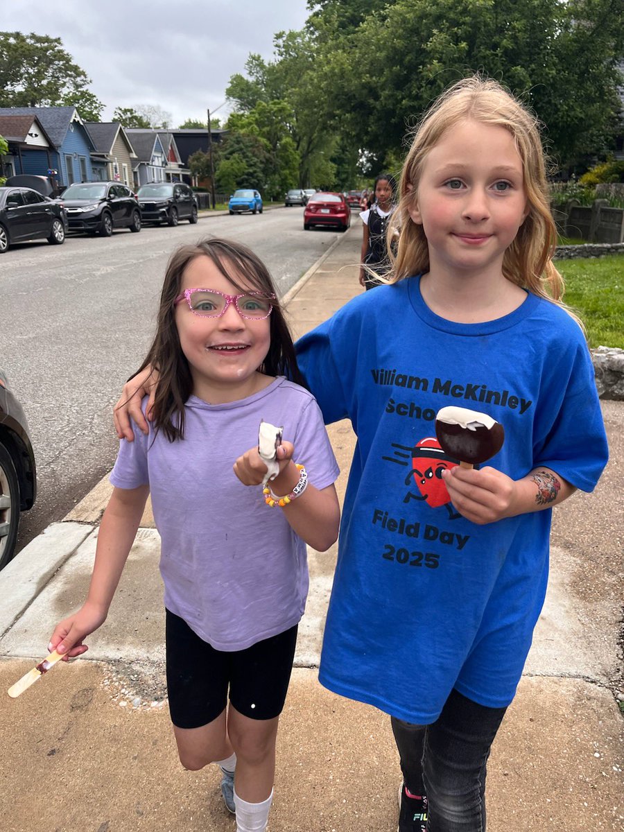 Second and third grade students <a href="/IPSMcKinley39/">William McKinley 39</a> who passed IREAD walked to Dairy Queen and celebrated with a cool treat. We 💙💛 our Eagle Scholars!! <a href="/AleesiaLJohnson/">Dr. Aleesia Johnson</a> <a href="/brynn_kardash/">Brynn Kardash</a> <a href="/LelaSimmons19/">Lela Simmons</a>