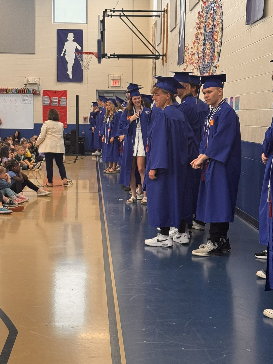 My favorite day!! Class of 2025 Senior clap-out today! This one brought tears!! 💙💙