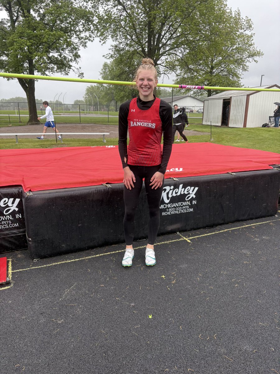 Kay Webb tweet media