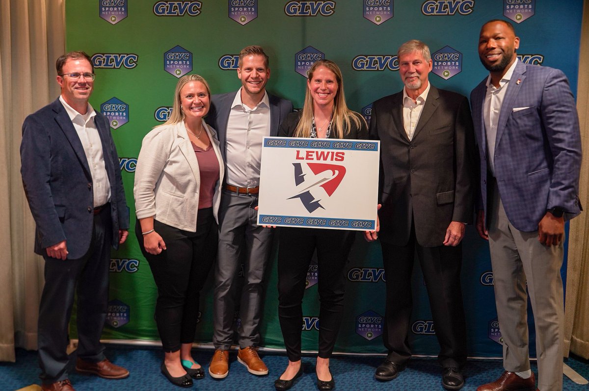 Lewis Athletics ✈️ (@lewisflyers) on Twitter photo Congratulations to <a href="/LewisWBBall/">Lewis Women’s Basketball 🏀✈️</a> Hall of Famer Mary Moskal-Buckley, who was inducted into the 2025 <a href="/GLVCsports/">Great Lakes Valley Conference</a> Hall of Fame at the 2025 Enterprise / <a href="/GLVCsports/">Great Lakes Valley Conference</a> Spring Awards Reception at the Drury Plaza in St. Louis yesterday!
#FlyAsOne Congratulations to <a href="/LewisWBBall/">Lewis Women’s Basketball 🏀✈️</a> Hall of Famer Mary Moskal-Buckley, who was inducted into the 2025 <a href="/GLVCsports/">Great Lakes Valley Conference</a> Hall of Fame at the 2025 Enterprise / <a href="/GLVCsports/">Great Lakes Valley Conference</a> Spring Awards Reception at the Drury Plaza in St. Louis yesterday!
#FlyAsOne
